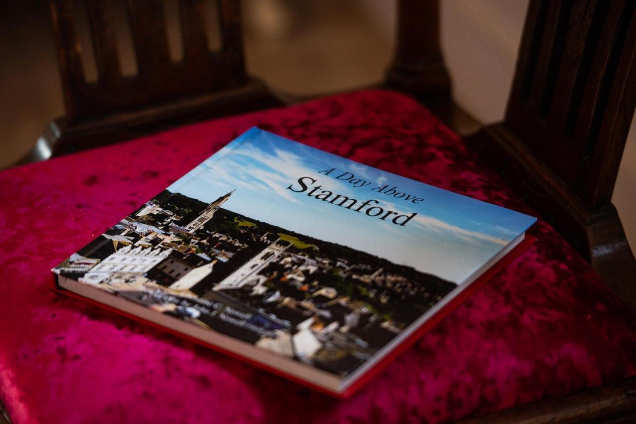 Central Studio Suite - Modern Stay With Free Wifi Stamford Buitenkant foto